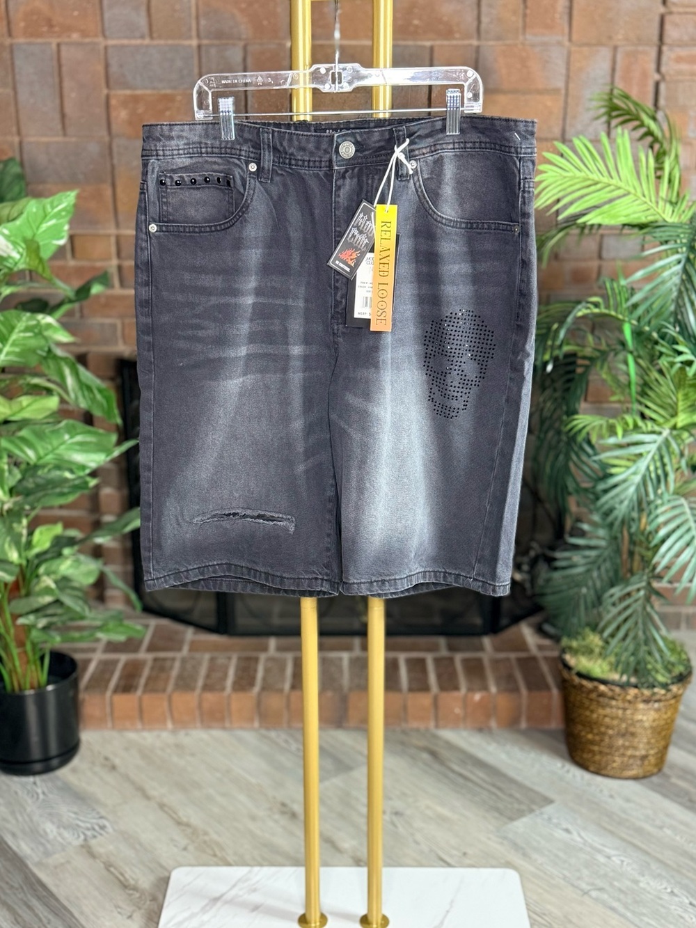 Modern Culture Rhinestone Skull Black Denim Shorts Vintage Men’s 36 NWT